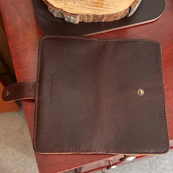 Portland Leather Goods Coldbrew Large Bi-Fold Wallet - Picture 4 of 4